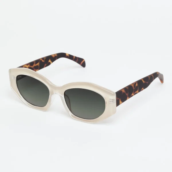 sunglasses-tiwi-colette-200-transparent-geometric-shape-by-kambio-eyewear-side